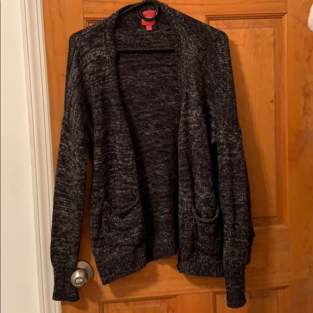 John & Jenn dark grey heathered cardigan